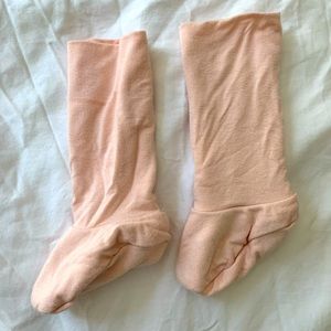 Light pink baby booties and socks 3-6 months organic cotton